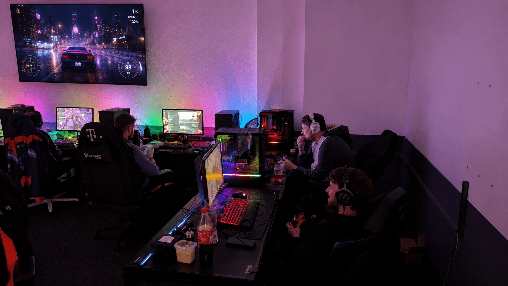 ecamp Frankfurt – Lounge und Atmosphäre für Freundesgruppen und Events